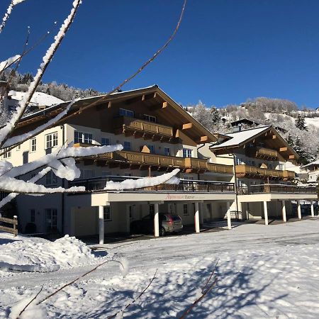 Alpinresort Kaprun 1 Exterior foto